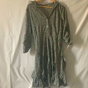 Chelsea and Violet Medium Flowy Peasant Dress Floral